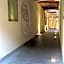 Parizzi Suites & Restaurant