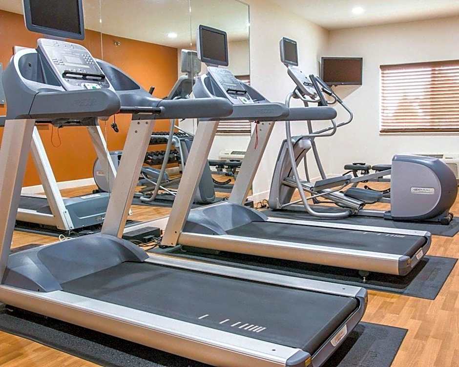 Comfort Suites Saginaw