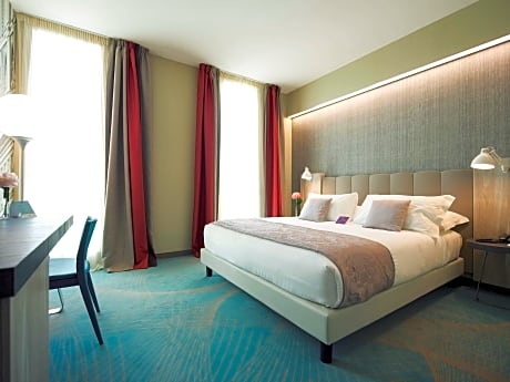 Queen Size Bed