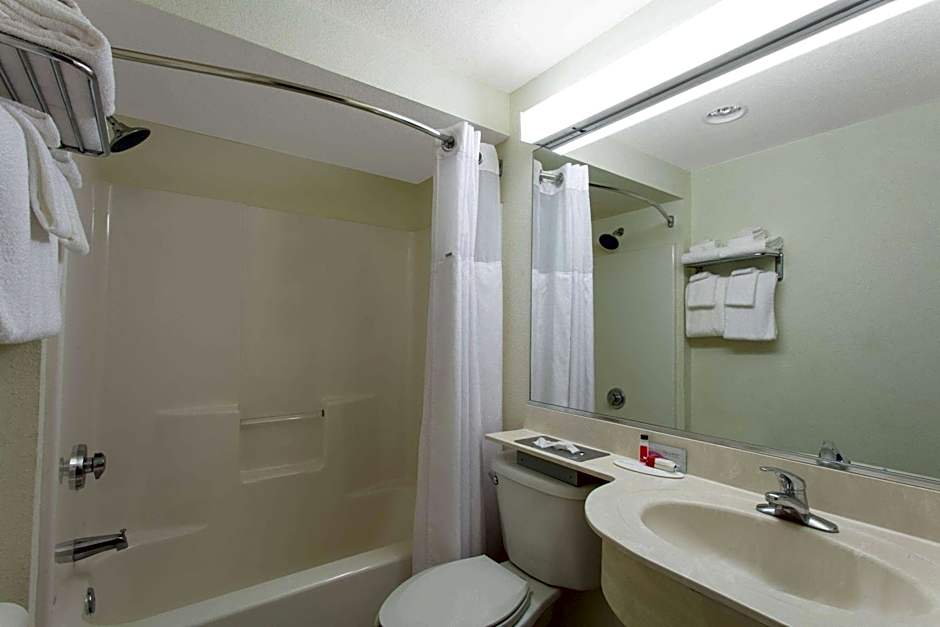 Microtel Inn & Suites By Wyndham Lady Lake/The Villages