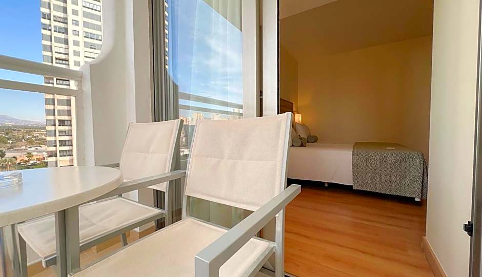 Riviera Beachotel - Adults Recommended