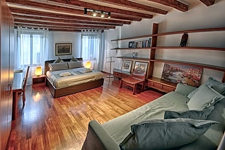 Double or Twin Room with Shared Bathroom