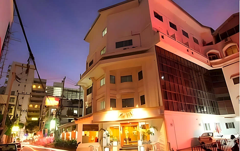 Eastiny Bella Vista Hotel