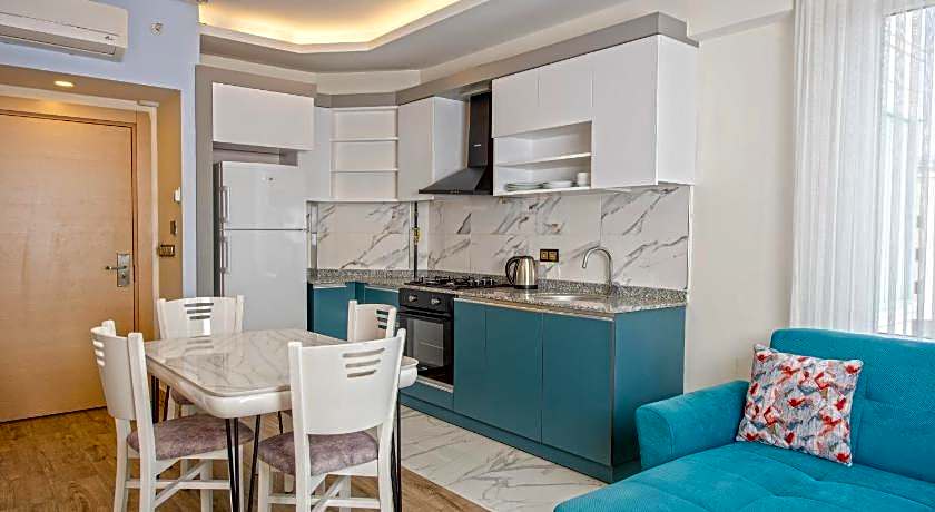 Citrus Luna Suite Hotel