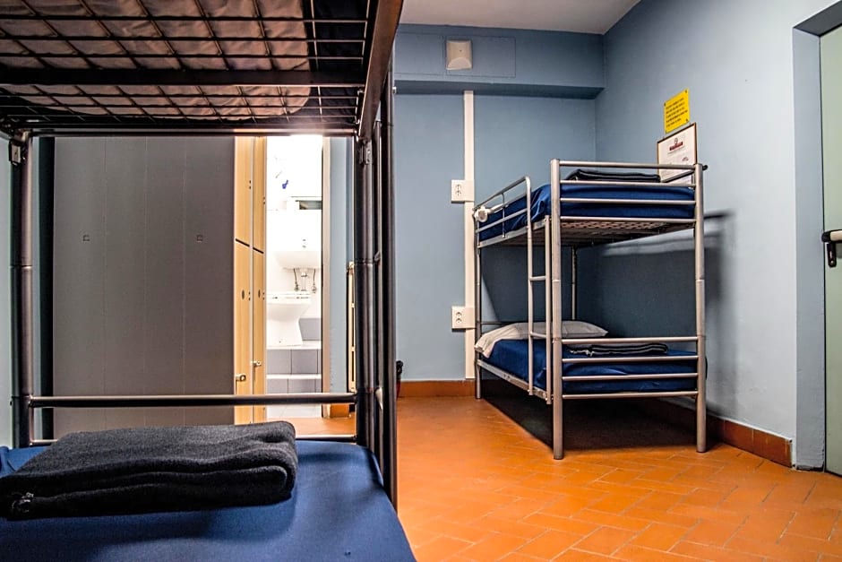 Hostel Santa Monaca