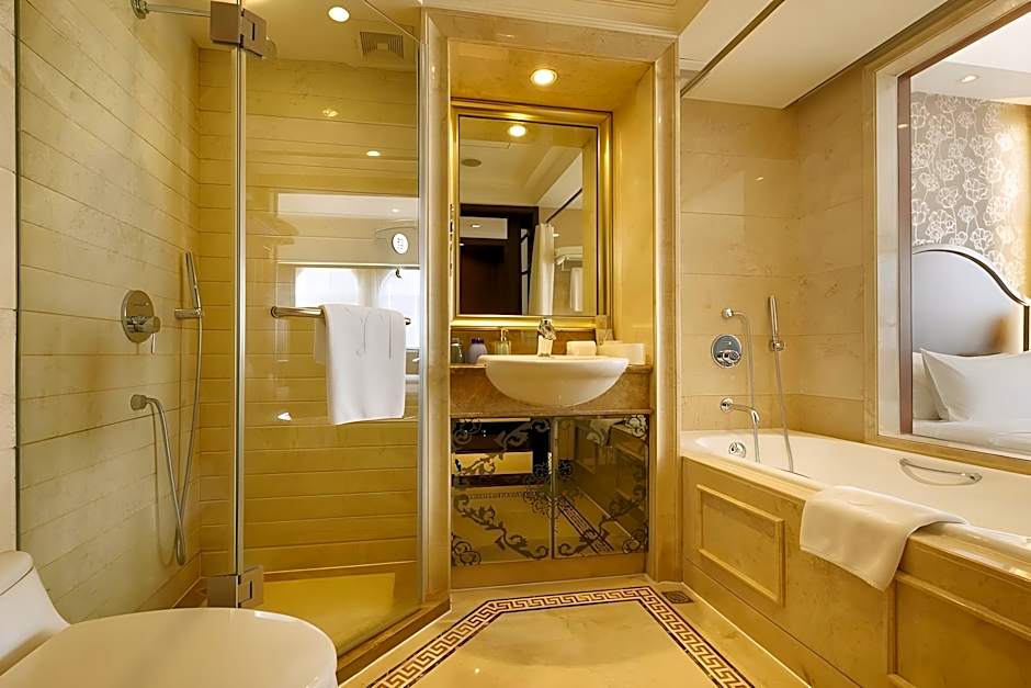 Grand Palace Hotel（Grand Hotel Management Group）