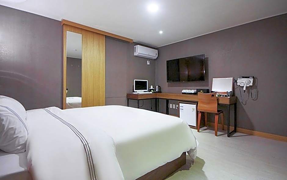 Winner Hotel