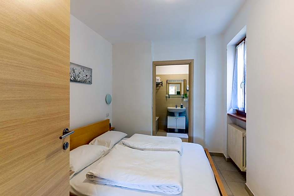 Infinity View Garda lake