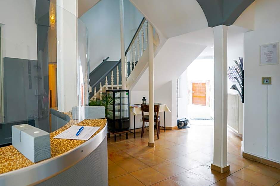 Hotel Am Schloss Biebrich