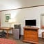 The Schenectady Inn & Suites