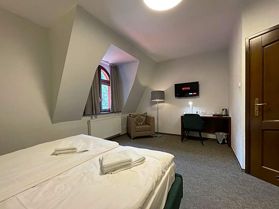 Hotel RED