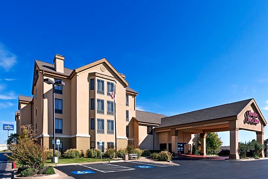 Hampton Inn & Suites Tulsa-Woodland Hills