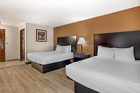 Queen Room with Two Queen Beds and Sofa Bed - Non-Smoking
