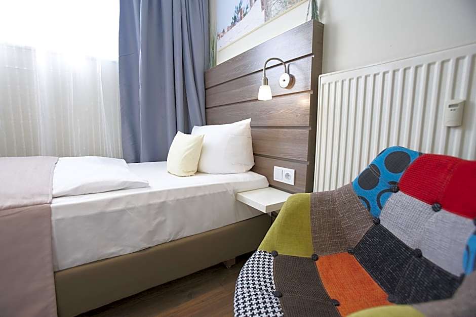 Hotel Kiel by Golden Tulip