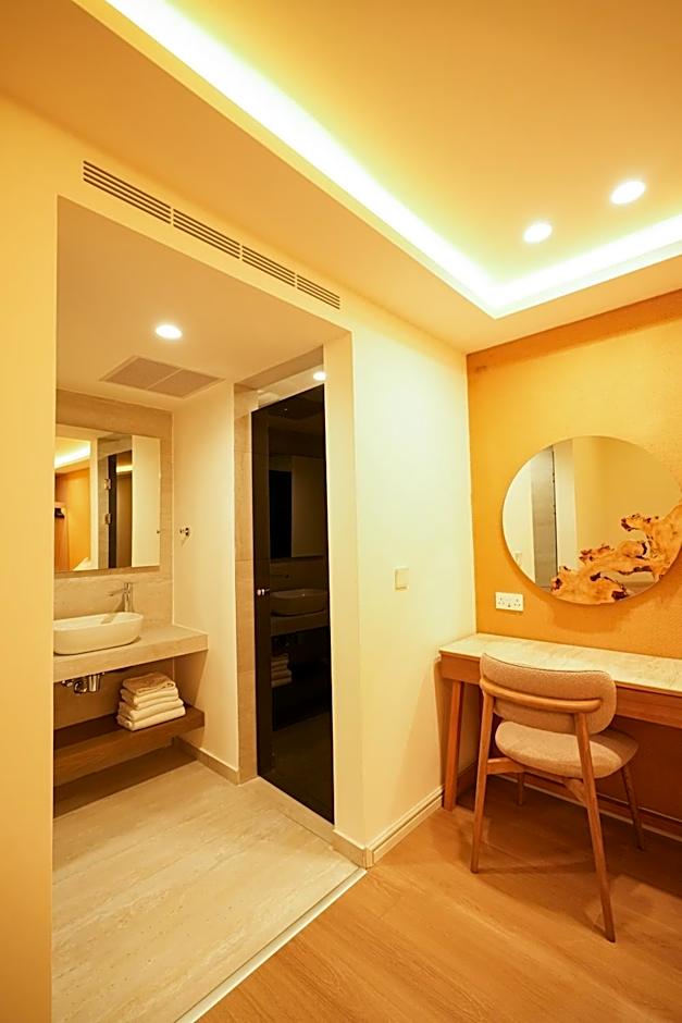 Blue Harbour Boutique