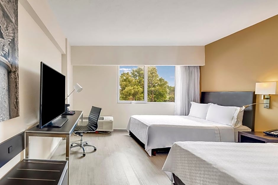 Fiesta Inn Guadalajara Expo