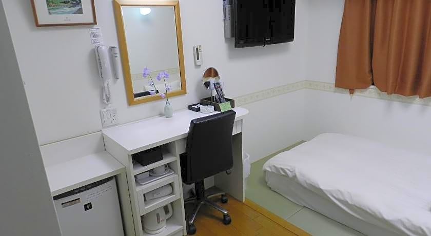 Hotel Check In Shijokarasuma