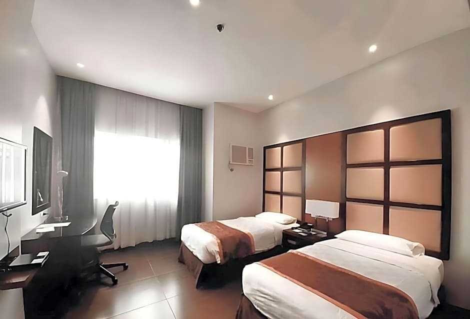 Photo 1 of 10 of Deluxe 2 Beds