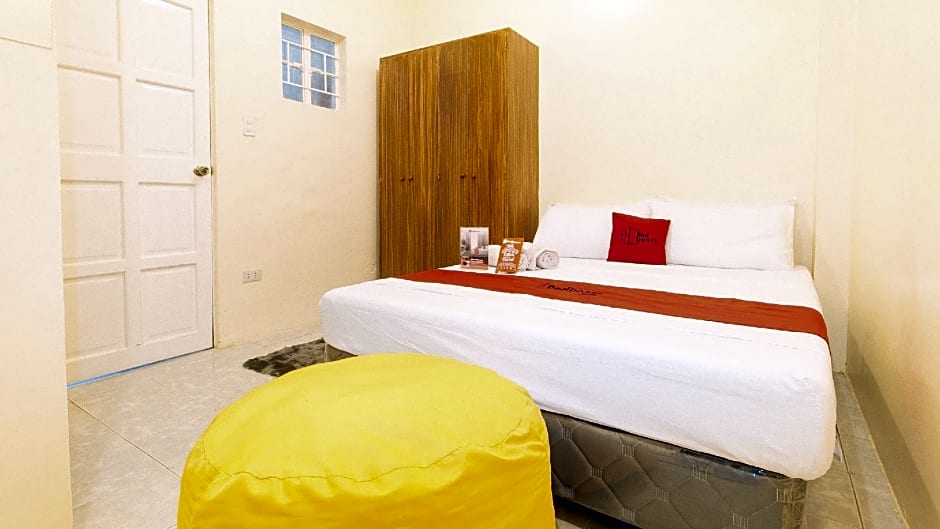 RedDoorz near De La Salle Dasmarinas Cavite