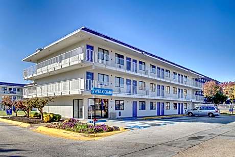 Motel 6-Capitol Heights, MD - Washington