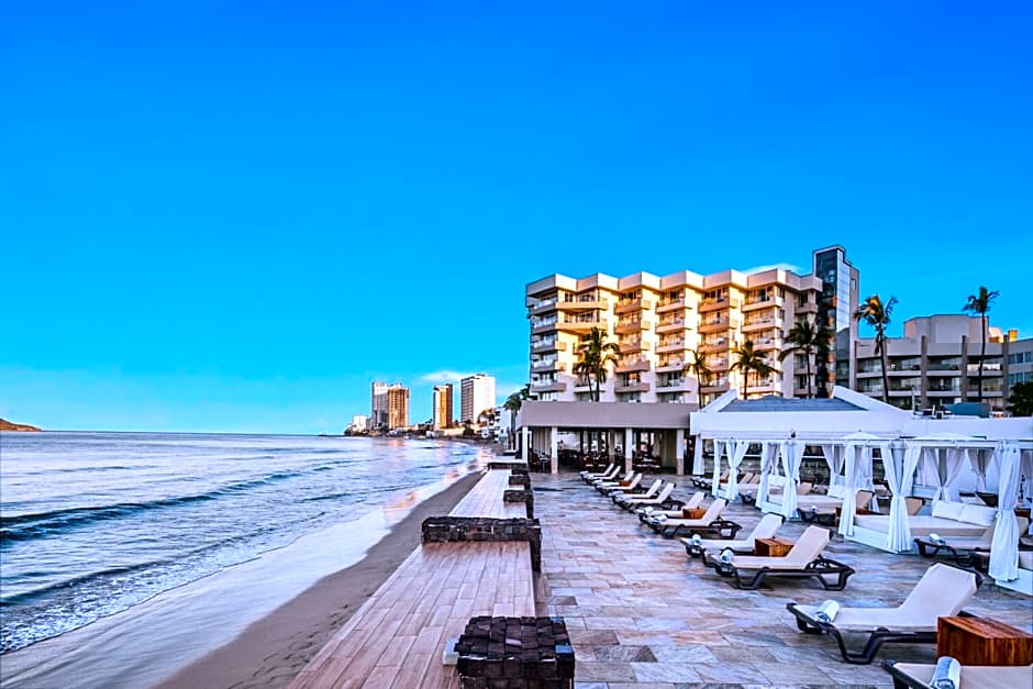 Sunvivia by Fiesta Americana MazatlÃ¡n