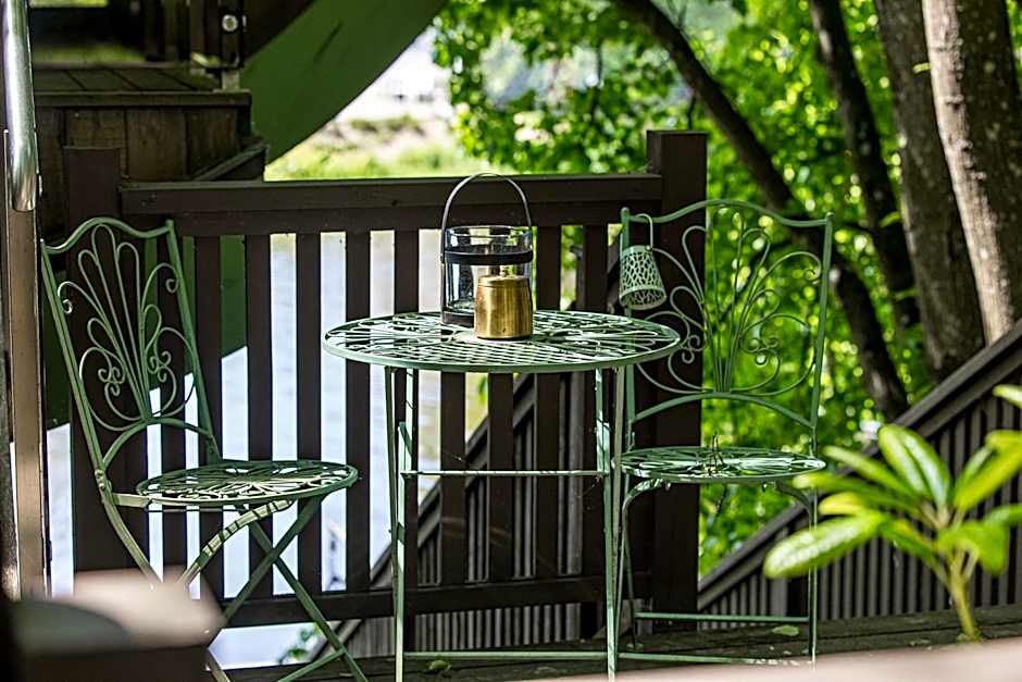 AKIS namelis medyje- Dinosaur Park