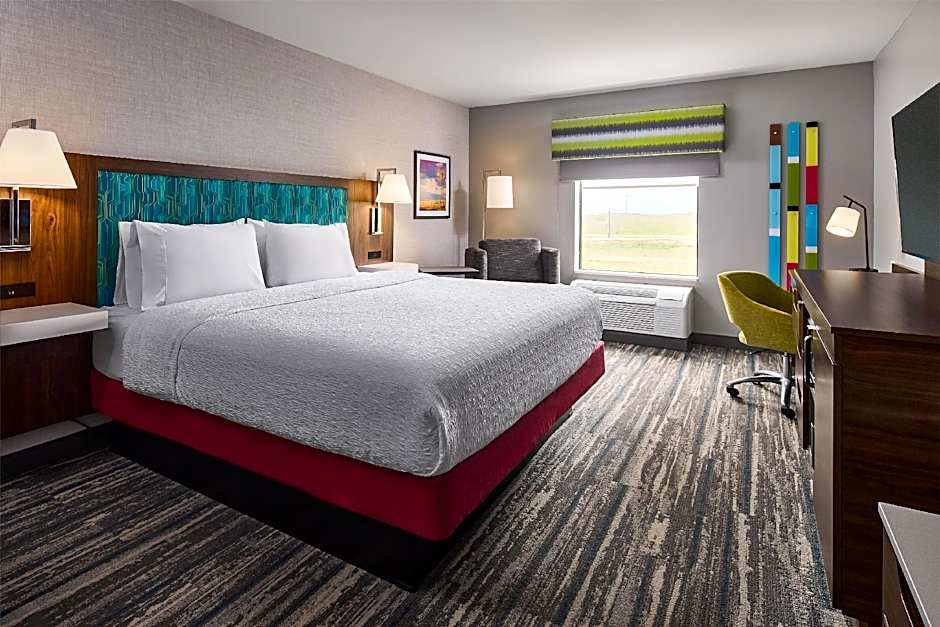 Photo 1 of 4 of 1 King Bed, Hearing/Mobility Accessible, Roll in Shower