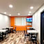 Super 8 by Wyndham Cedar Rapids