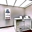 Quality Inn & Suites Manhattan
