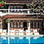 Villa Agung Beach Inn