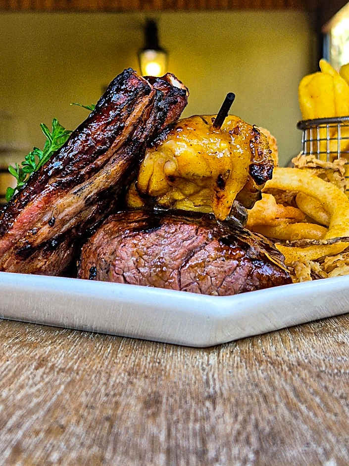 Three Rivers Lodge and Villas