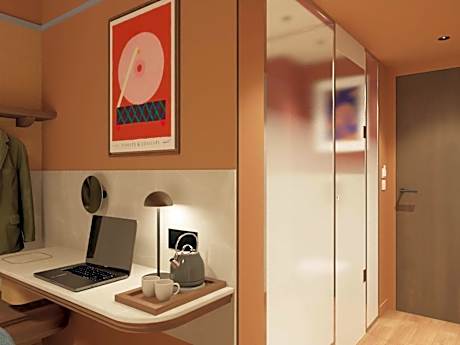 Standard Room with 1 Queensize Bed