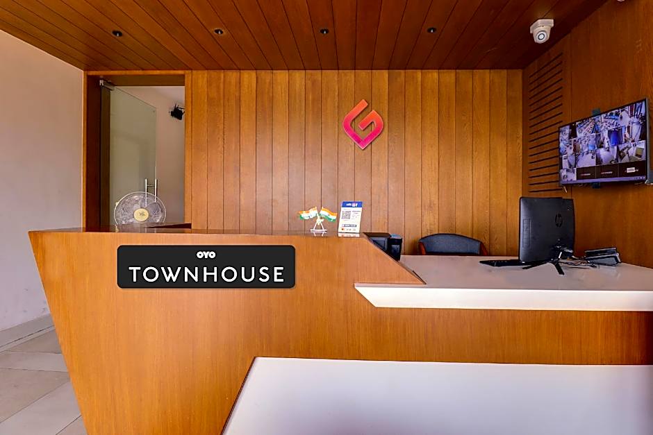 Super Oyo Townhouse 1144 Hotel RCC 7 Lamps – Visakhapatnam, WI
