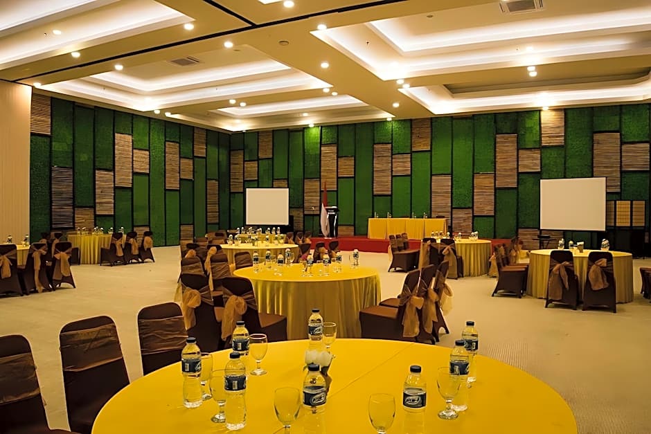 Kebayoran Park Hotel