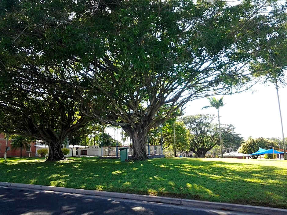 Tropical City Motor Inn