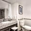 Embassy Suites by Hilton Minneapolis-Airport