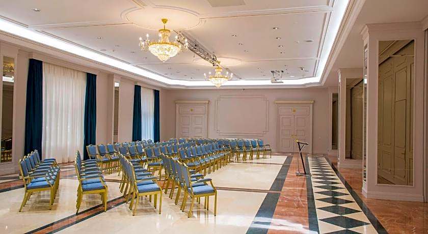 Radisson Hotel Astana