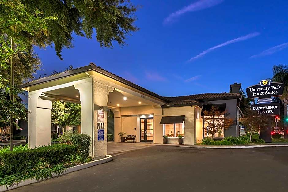 University Park Inn & Suites, an Ascend Collection Hotel