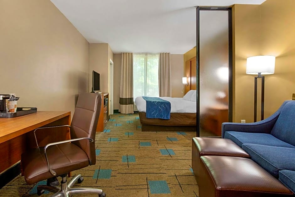 Comfort Suites near MCAS Beaufort