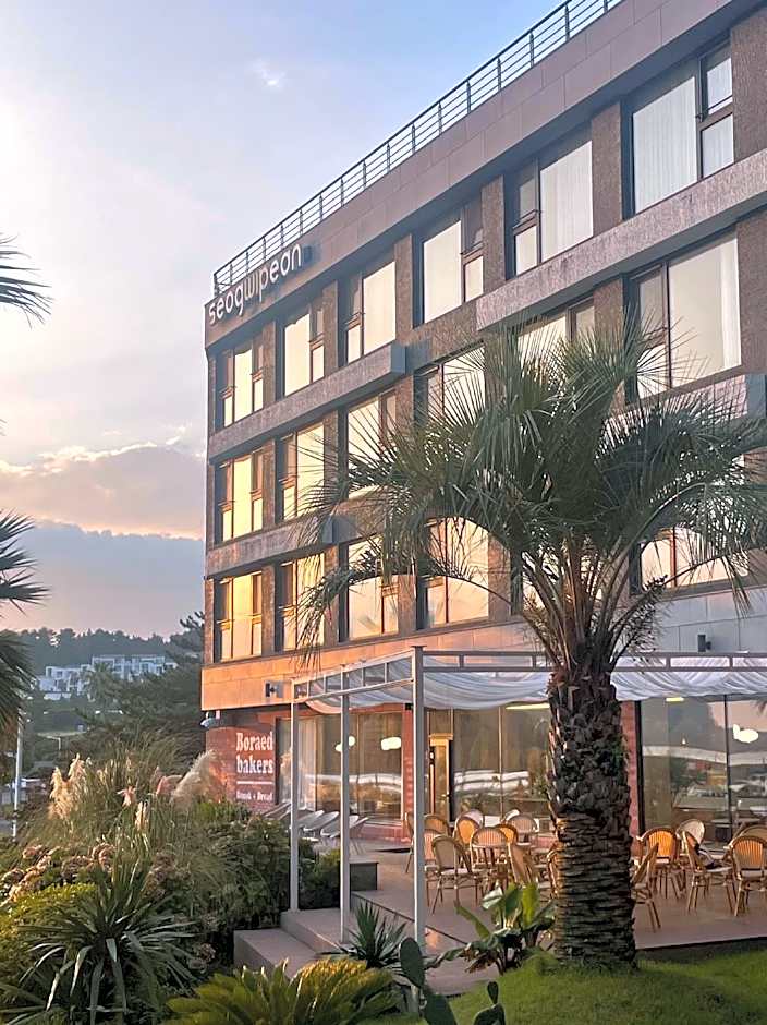 Hotel Seogwipean