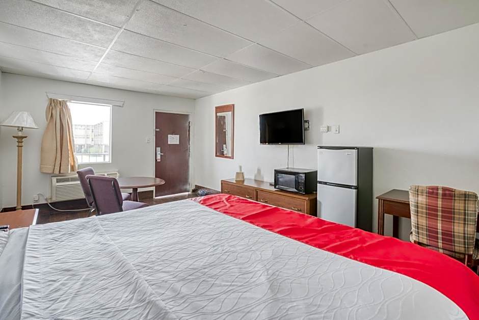 OYO Hotel San Antonio Lackland Air Force Base West