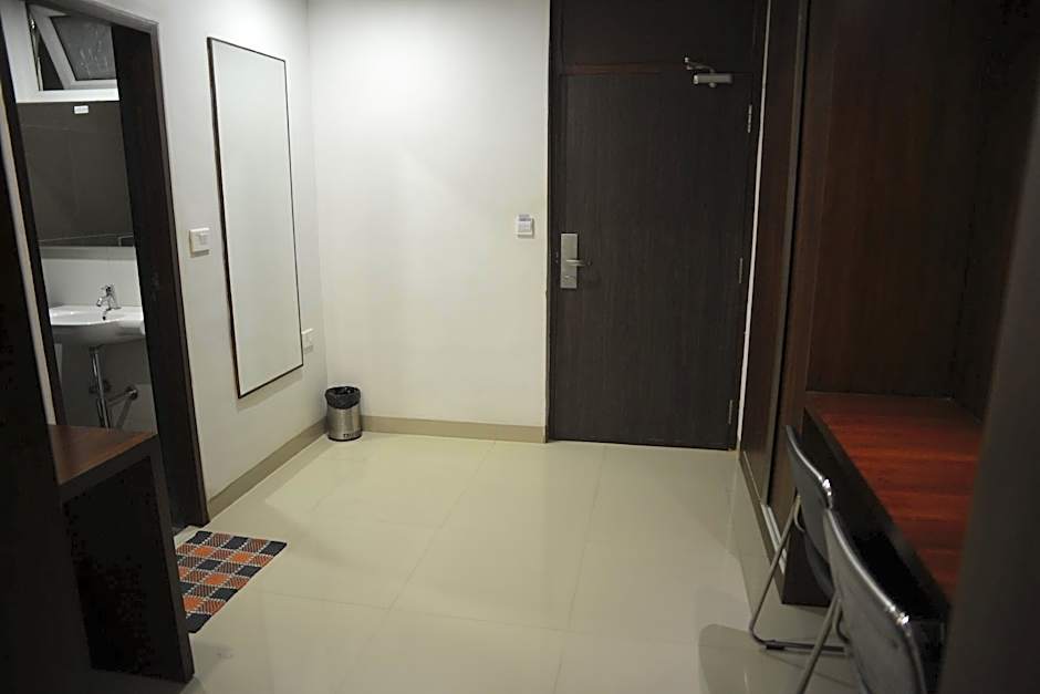 Vijey Hotels - Trichy Central