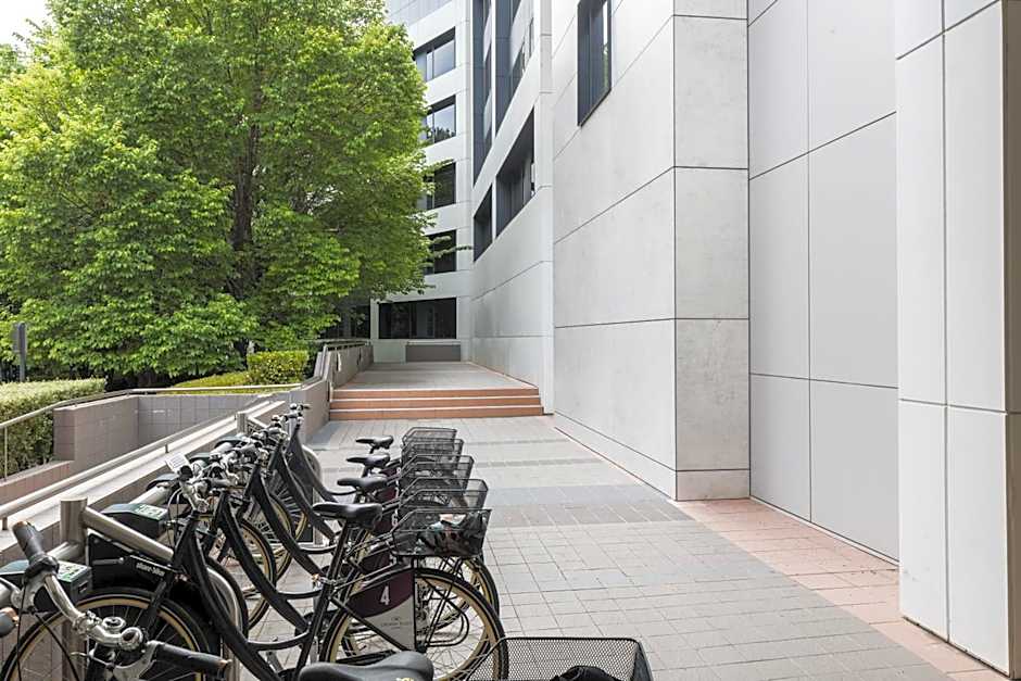 Crowne Plaza Canberra By IHG