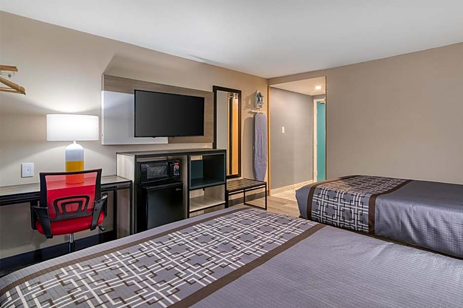 Yankee Clipper Inn, SureStay Collection by Best Western