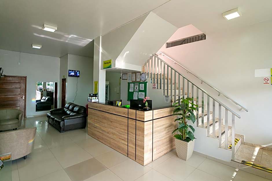 Hotel Verde Mares