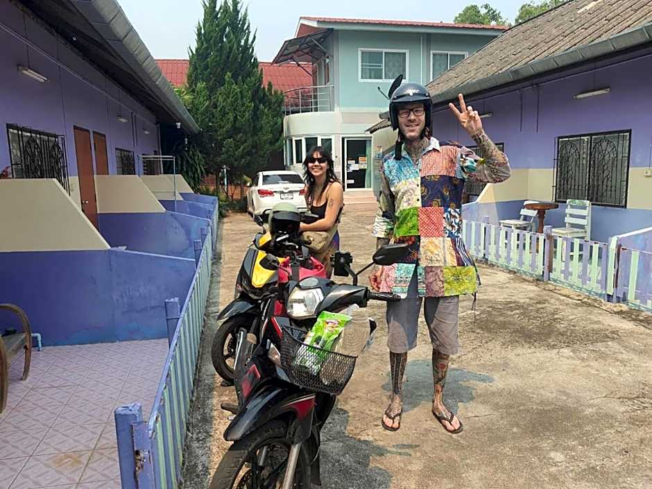 Peace of Love Pai