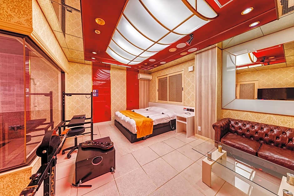 HOTEL ABnormal (Adult Only)