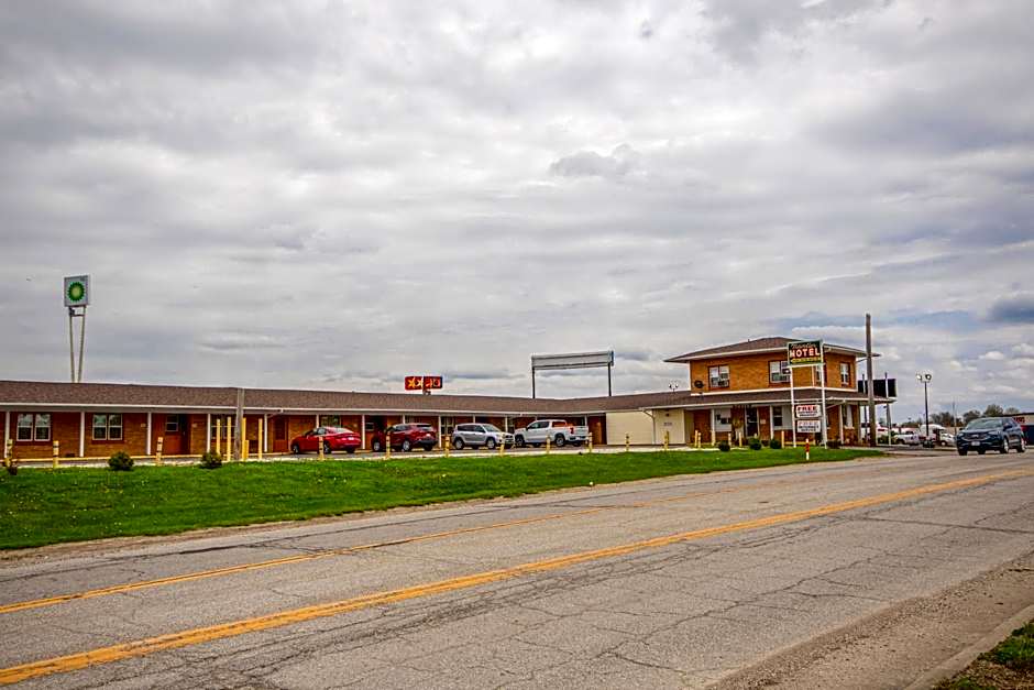 OYO Travelier Motel