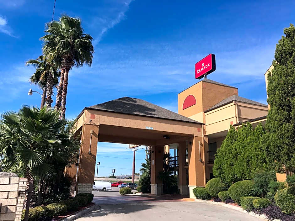 Ramada by Wyndham San Antonio Near SeaWorld/Lackland AFB