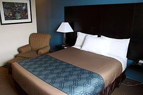 1 Queen Bed, Nonsmoking